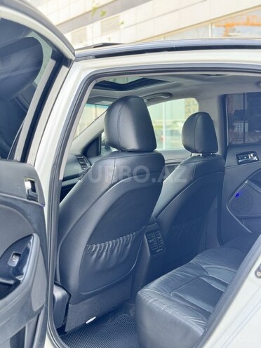 Kia Optima-17
