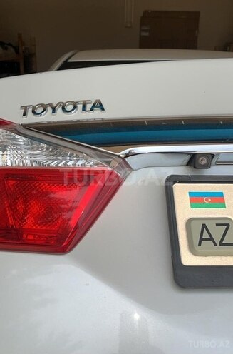 Toyota Camry-10