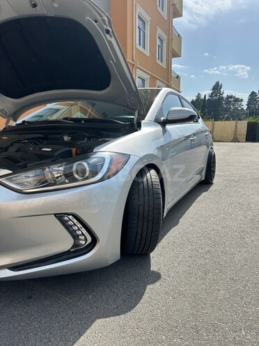 Hyundai Elantra 2018, 96,000 km - 2.0 л - Bakı