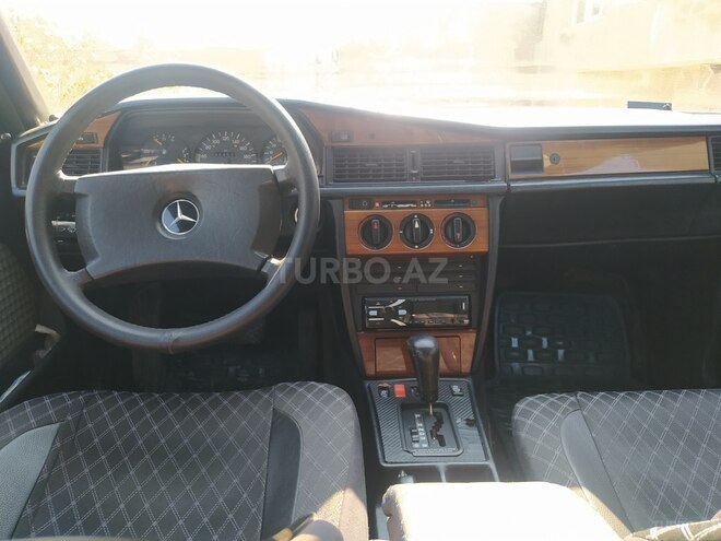 Mercedes 190 1991, 257,000 km - 2.0 l - Bakı