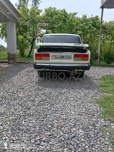 LADA (VAZ) 2107 2001, 87,458 km - 1.3 l - Salyan