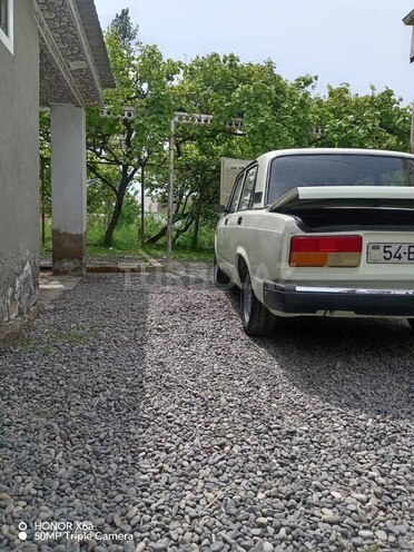 LADA (VAZ) 2107 2001, 87,458 km - 1.3 l - Salyan