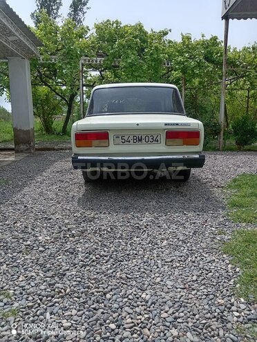 LADA (VAZ) 2107 2001, 87,458 km - 1.3 l - Salyan