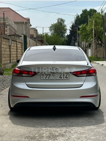 Hyundai Elantra 2018, 96,000 km - 2.0 л - Bakı