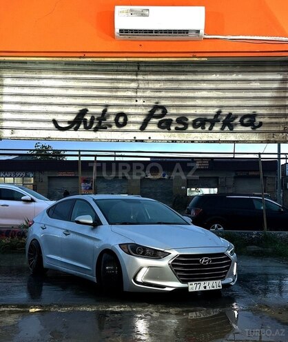 Hyundai Elantra 2018, 96,000 km - 2.0 л - Bakı