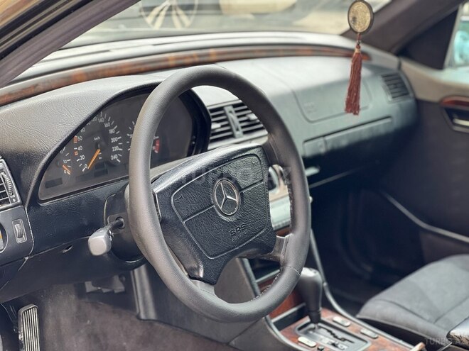 Mercedes C 200 1996, 300,000 km - 2.0 л - Bakı