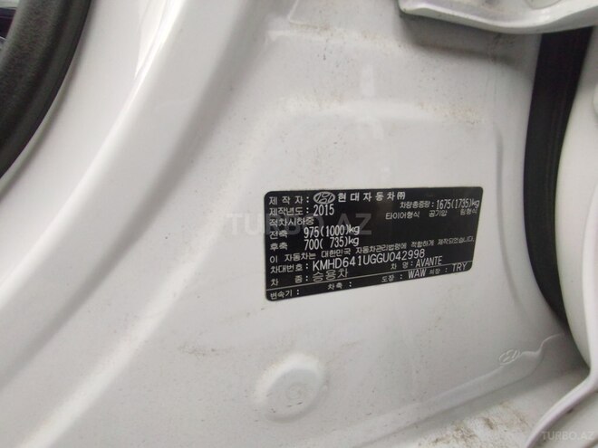 Hyundai Avante 2015, 146,360 km - 1.6 л - Biləsuvar