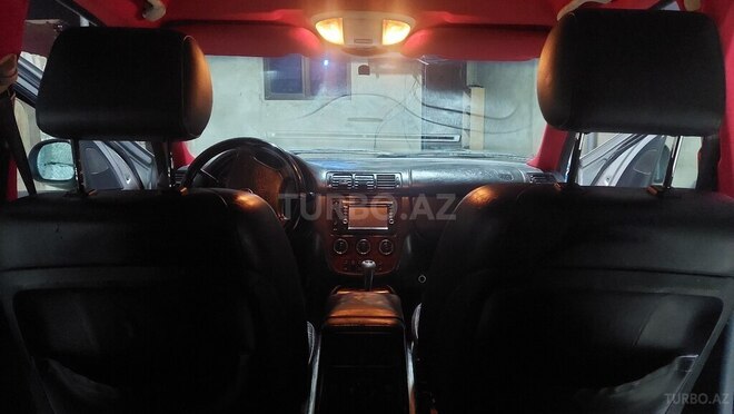 Mercedes ML 270 4MATIC 2002, 370,000 km - 2.7 l - Bakı