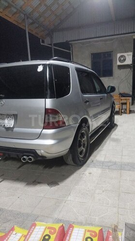 Mercedes ML 270 4MATIC 2002, 370,000 km - 2.7 l - Bakı