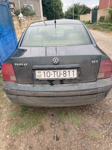 Volkswagen Passat 1996, 416,309 km - 1.8 l - Qusar