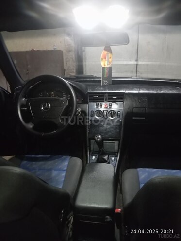 Mercedes C 180 1999, 435,170 km - 1.8 л - Tovuz