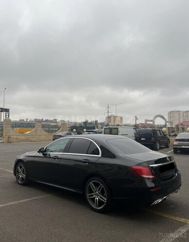 Mercedes E 220 d 2017, 211,500 km - 2.0 l - Bakı