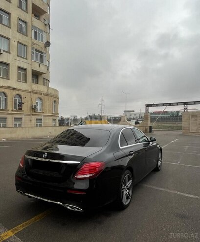 Mercedes E 220 d 2017, 211,500 km - 2.0 l - Bakı