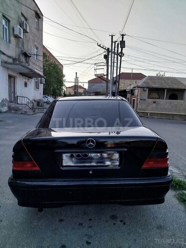Mercedes C 220 d 1997, 492,629 km - 2.2 l - Xırdalan