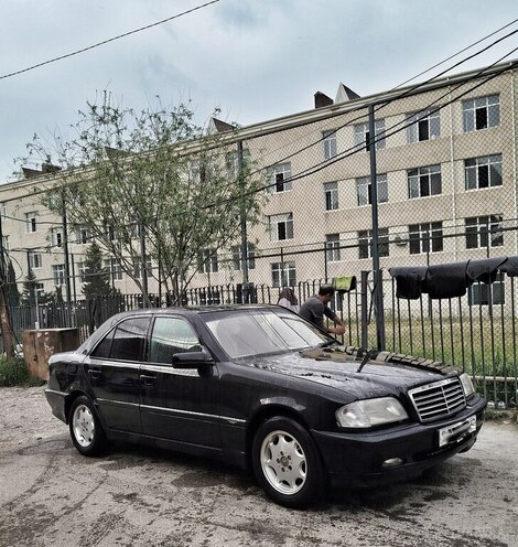 Mercedes C 220 d 1997, 492,629 km - 2.2 l - Xırdalan