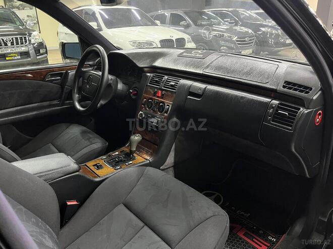Mercedes E 200 1997, 277,000 km - 2.0 l - Bakı