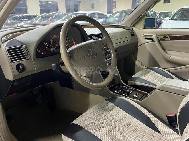 Mercedes C 230 1999, 342,000 km - 2.3 l - Bakı