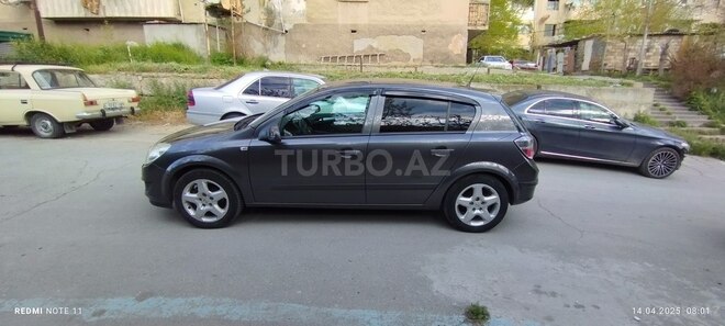 Opel Astra 2009, 180,000 km - 1.4 l - Bakı