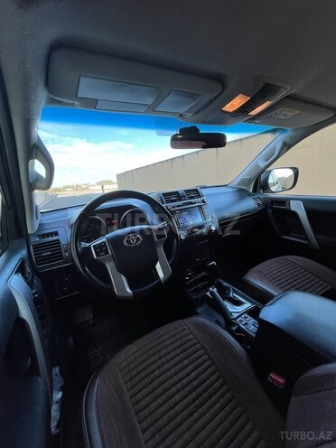 Toyota Land Cruiser Prado 2014, 125,000 km - 2.7 l - Salyan