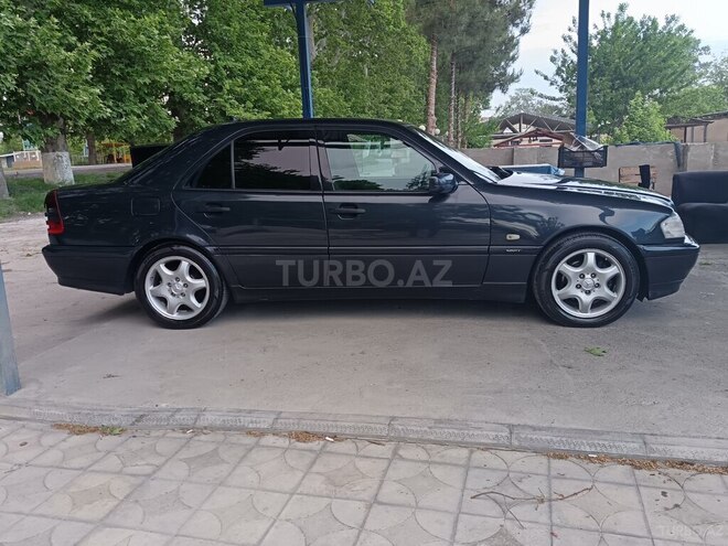 Mercedes C 220 d 1999, 377,720 km - 2.2 л - Bakı