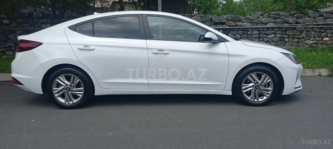 Hyundai Elantra 2019, 125,000 km - 2.0 l - Qax