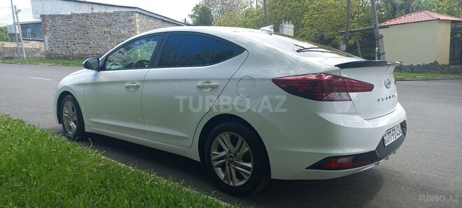 Hyundai Elantra 2019, 125,000 km - 2.0 l - Qax