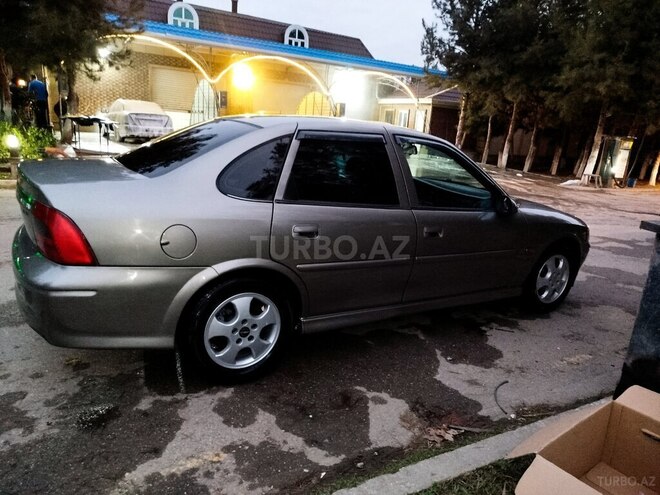 Opel Vectra 1999, 377,000 km - 1.6 l - Bakı