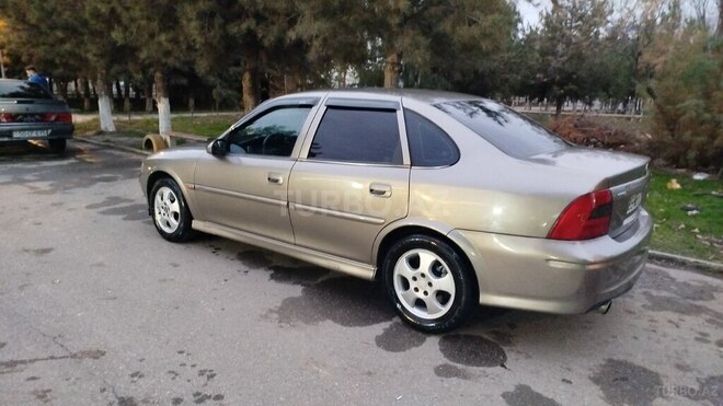 Opel Vectra 1999, 377,000 km - 1.6 l - Bakı