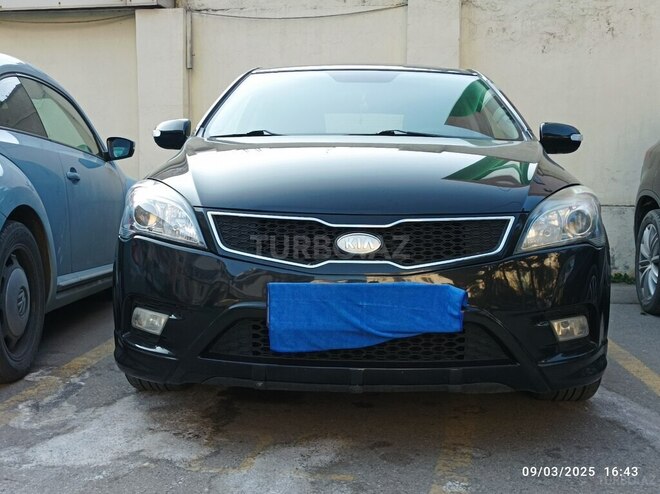 Kia Ceed 2010, 268,000 km - 1.6 л - Bakı