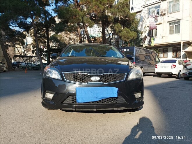 Kia Ceed 2010, 268,000 km - 1.6 л - Bakı