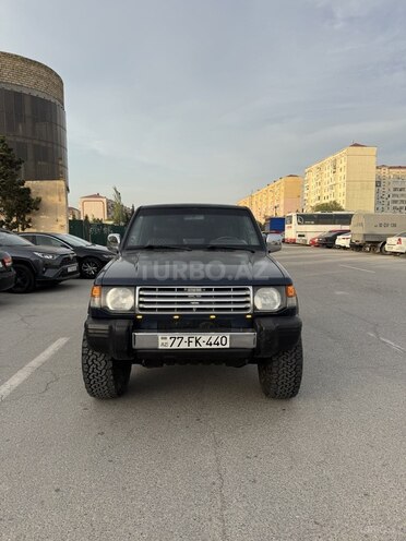 Mitsubishi Pajero 1997, 300,000 km - 2.4 л - Sumqayıt