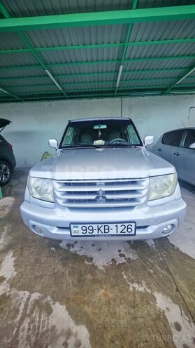 Mitsubishi Pajero io 2002, 268,000 km - 2.0 l - Gəncə
