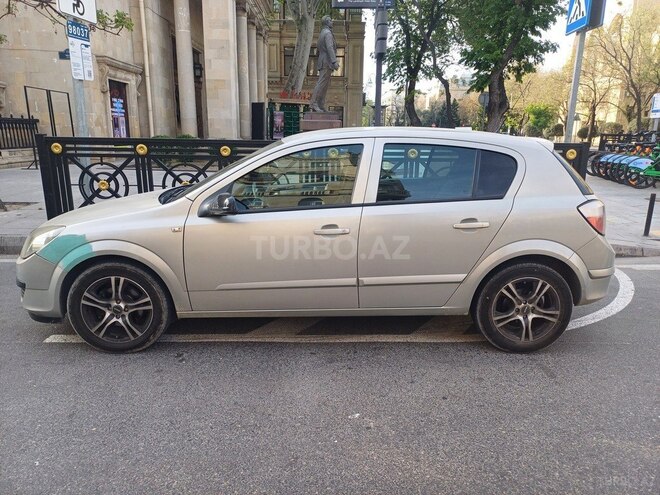 Opel Astra 2006, 340,000 km - 1.4 l - Bakı