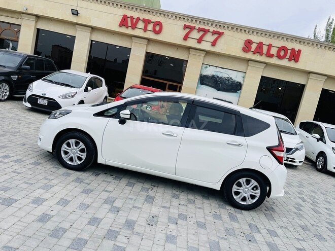 Nissan Note-5