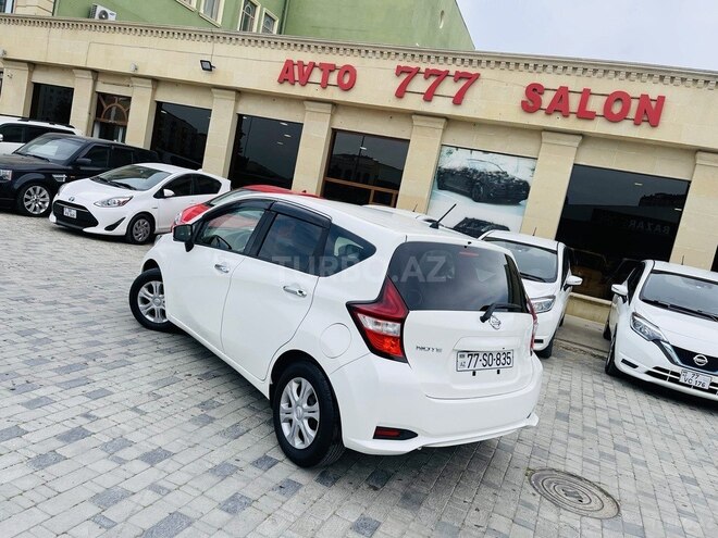 Nissan Note-8