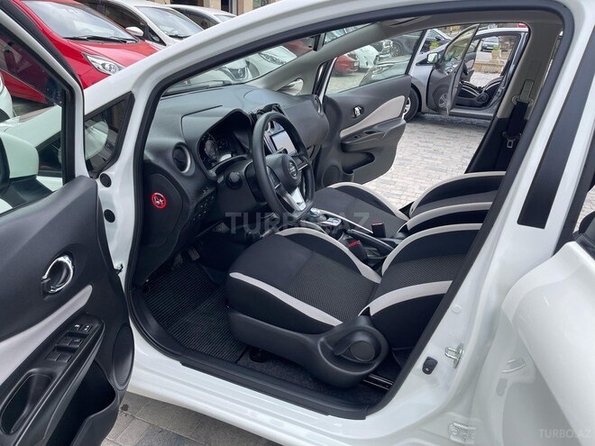 Nissan Note-16