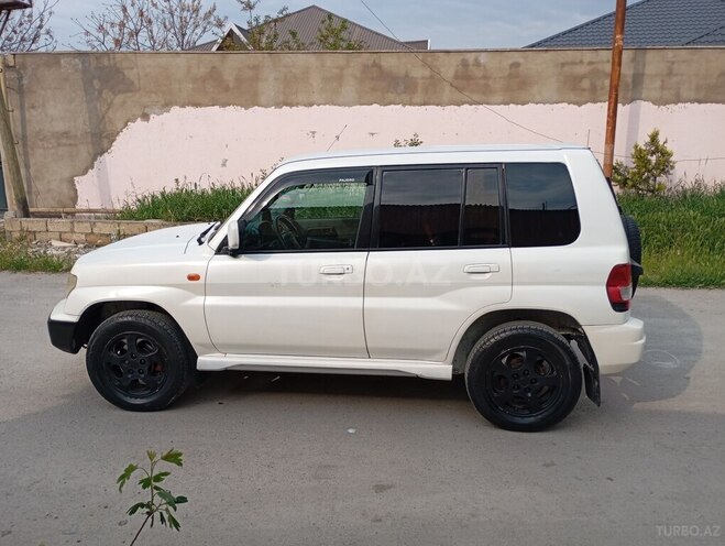 Mitsubishi Pajero io 1999, 370,000 km - 1.8 л - Bakı