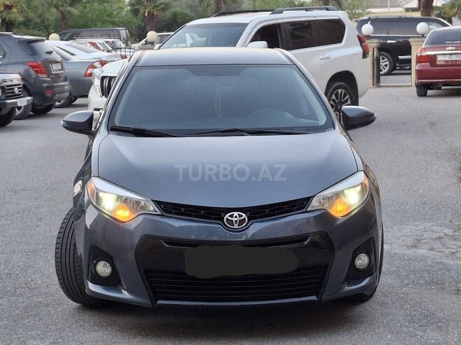 Toyota Corolla 2015, 76,000 km - 1.8 l - Bakı