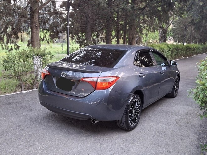 Toyota Corolla 2015, 76,000 km - 1.8 l - Bakı
