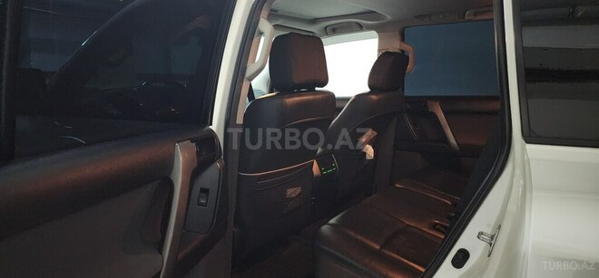 Toyota Land Cruiser Prado 2010, 230,000 km - 2.7 l - Bakı