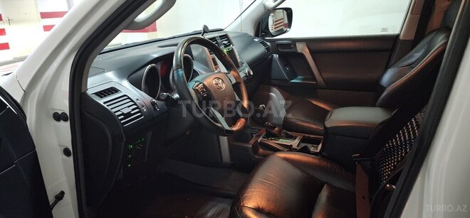 Toyota Land Cruiser Prado 2010, 230,000 km - 2.7 l - Bakı