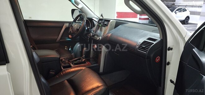 Toyota Land Cruiser Prado 2010, 230,000 km - 2.7 l - Bakı