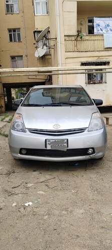 Toyota Prius-1