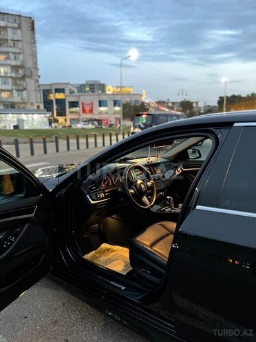 BMW 520 2014, 180,000 km - 2.0 l - Bakı