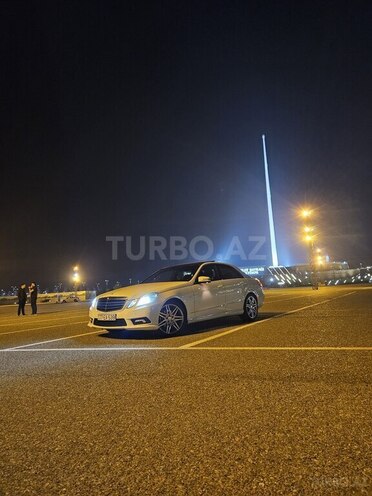 Mercedes E 350 2009, 295,000 km - 3.5 l - Bakı