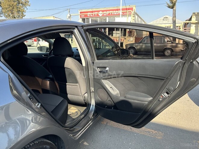 Kia Forte 2016, 186,845 km - 1.8 l - Qazax