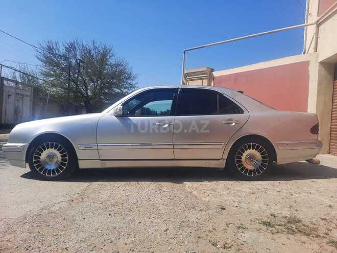 Mercedes E 220 d 2000, 425,000 km - 2.2 l - Bakı