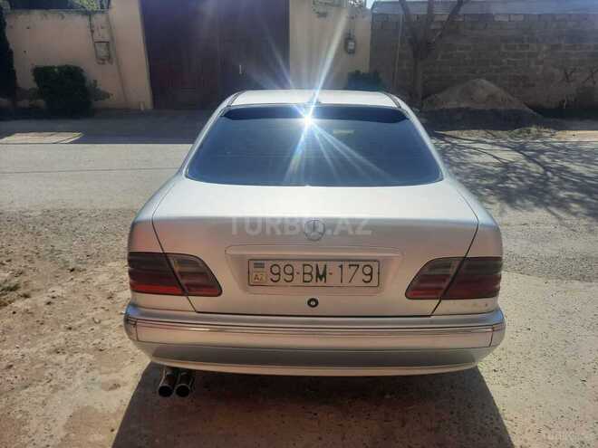Mercedes E 220 d 2000, 425,000 km - 2.2 l - Bakı