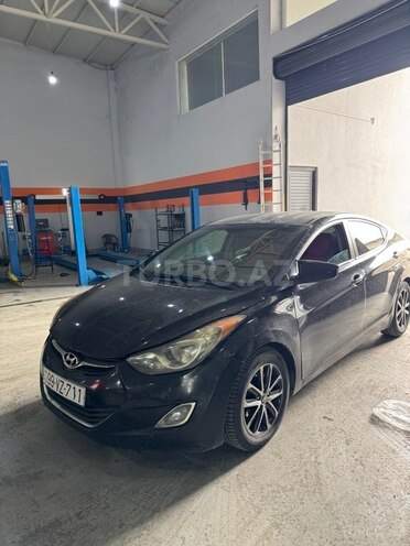 Hyundai Elantra 2011, 320,000 km - 1.8 l - Bakı