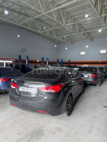 Hyundai Elantra 2011, 320,000 km - 1.8 l - Bakı